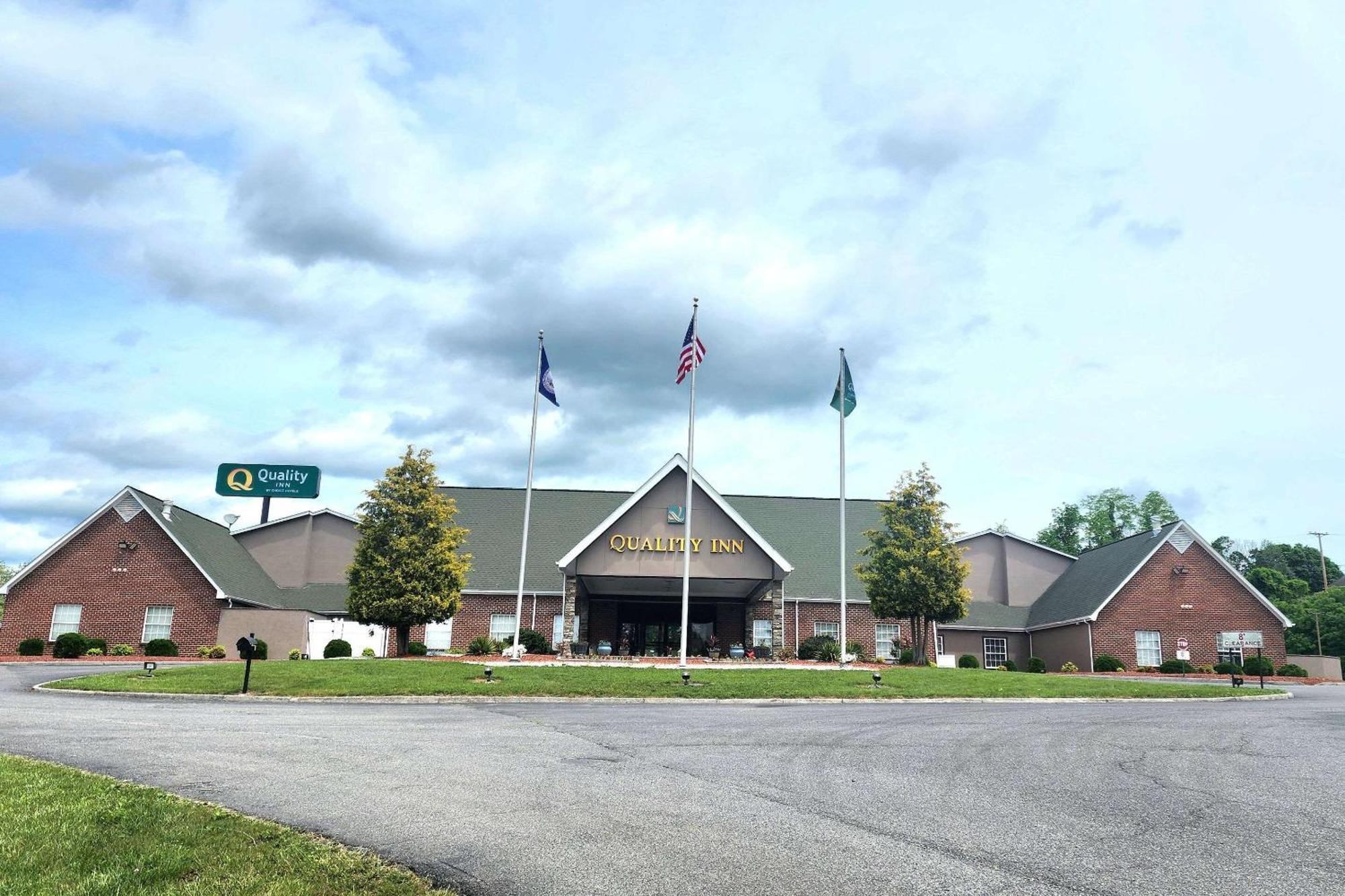 Quality Inn Dublin I-81 Exterior photo