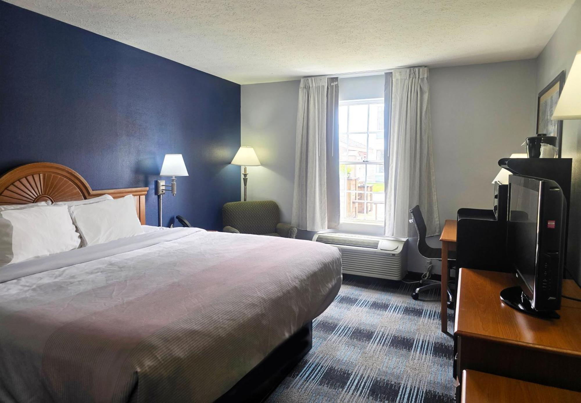 Quality Inn Dublin I-81 Exterior photo