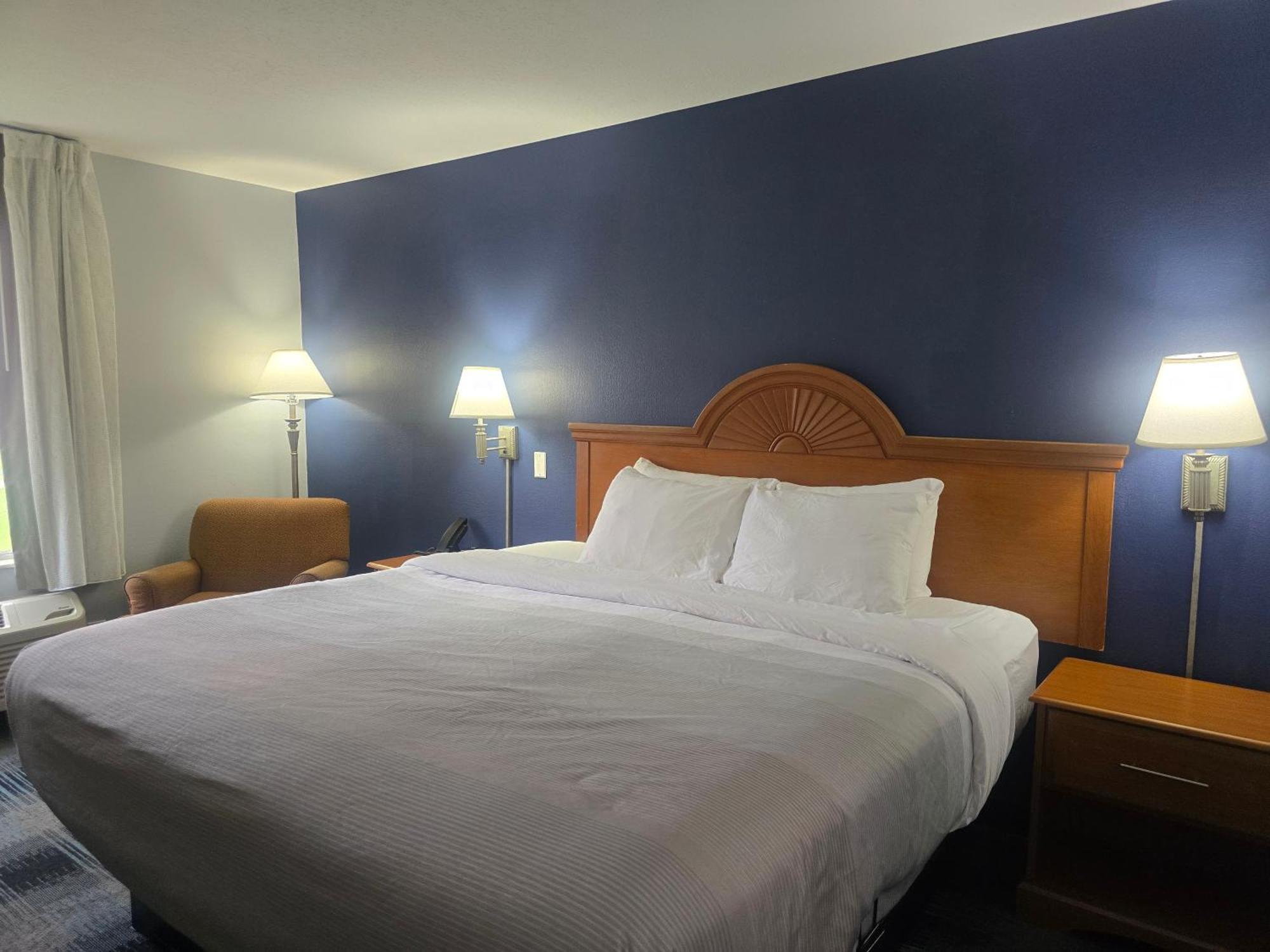 Quality Inn Dublin I-81 Exterior photo
