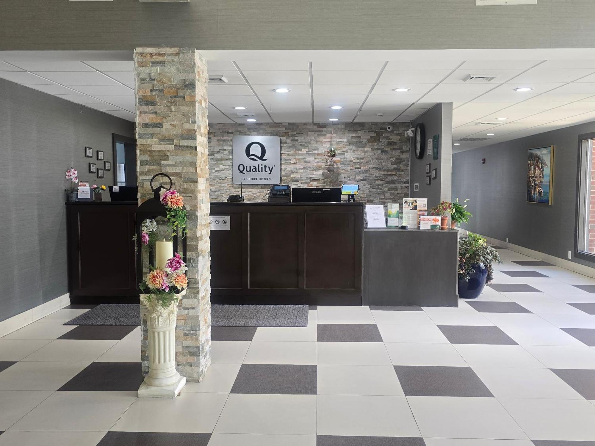 Quality Inn Dublin I-81 Exterior photo